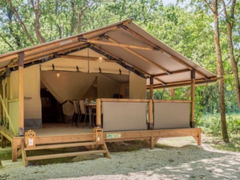 Tente en toile et en bois 5 personnes - Lodge Safari Nature (sans sanitaires)