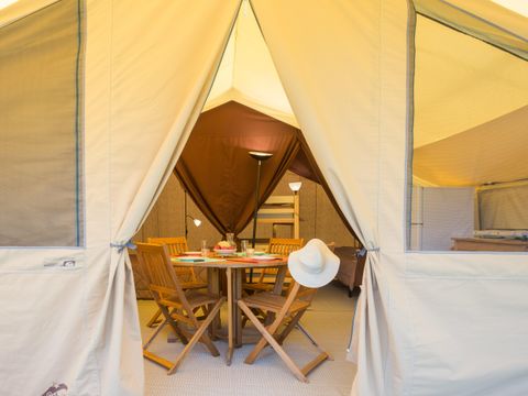 TENTE TOILE ET BOIS 5 personnes - Toilé Nature Classic 25 m² - 4 ad + 1 enf - sans sanitaires