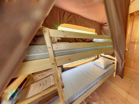 TENTE TOILE ET BOIS 5 personnes - Toilé Nature Luxe 32m² - Jacuzzi - 4 ad + 1 enf