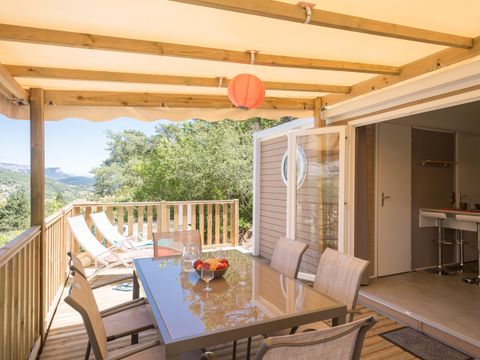 MOBILHOME 6 personnes - Espace Luxe Confort 32m² - Jacuzzi - Climatisation - TV