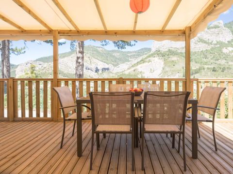 MOBILHOME 6 personnes - Espace Luxe Confort 32m² - Jacuzzi - Climatisation - TV