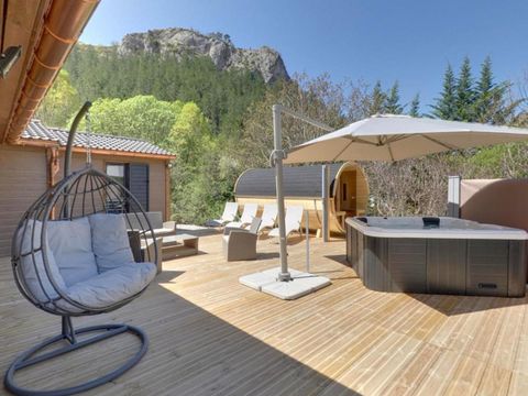 CHALET 6 personnes - Chalet Prestige 75m² - Jacuzzi - 2 Salles de bain