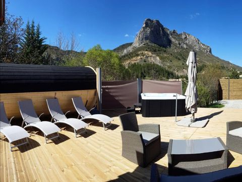 CHALET 6 personnes - Chalet Prestige 75m² - Jacuzzi - 2 Salles de bain