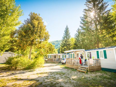 MOBILHOME 6 personnes - Mobil-home Orchidée Grand Confort 35m² - 2 chambres + terrasse couverte + CLIM + TV + LV 1/6 pers