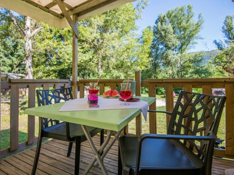 MOBILHOME 3 personnes - Mobil-home Astria Standard 16 m² - 1 chambre + terrasse couverte + TV 2/3 pers