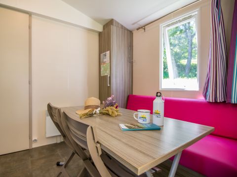 MOBILHOME 3 personnes - Mobil-home Astria Standard 16 m² - 1 chambre + terrasse couverte + TV 2/3 pers