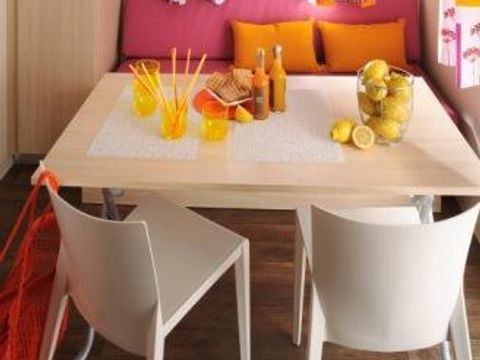 Mobilhome 2/3 personnes - Astria Standard 16 m² - 1 chambre - Terrasse couverte - TV