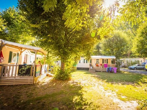 Mobilhome 4/6 personnes - Mercure Confort 28m² - 2 chambres - Terrasse couverte
