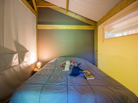 TENTE TOILE ET BOIS 5 personnes - Freeflower Standard 30m² - 2 chambres (sans sanitaires) 2/5 pers