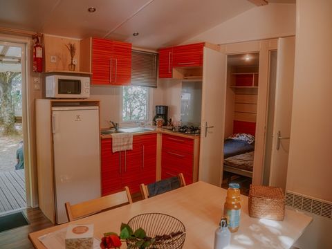 Mobilhome 6/8 personnes - Titania Confort 32m² - 3 chambres - Terrasse couverte