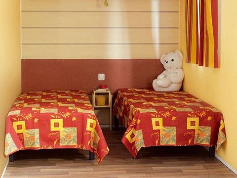 MOBILHOME 8 personnes - Titania Confort 32m² (3 chambres) avec terrasse couverte