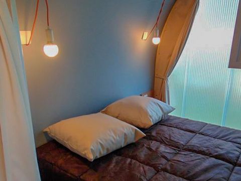 BUNGALOW TOILÉ 4 personnes - Coco Sweet sans sanitaires - Bord de rivière -