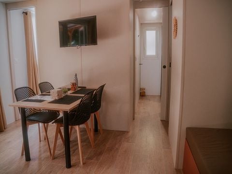 Mobilhome 2/4 personnes - NEW// Oasis Premium 35m² - 2 chambres - Lave-vaisselle - Clim - Plancha