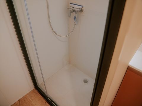 Mobilhome 2/4 personnes - NEW// Oasis Premium 35m² - 2 chambres - Lave-vaisselle - Clim - Plancha