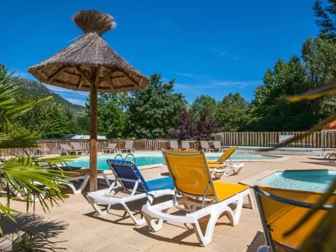 Flower Camping Le Pont du Tarn - Camping Lozere - Image N°3 Flower Camping Le Pont du Tarn - Camping Lozere - Image N°3