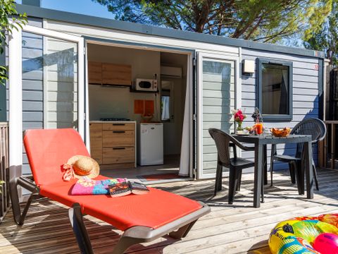 MOBILHOME 2 personnes - Charme 20m² Confort (1ch - 2pers.) + Clim + Terrasse non-couverte