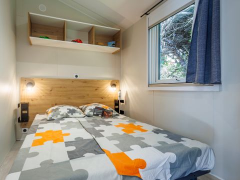 MOBILHOME 2 personnes - Charme 20m² Confort (1ch - 2pers.) + Clim + Terrasse non-couverte