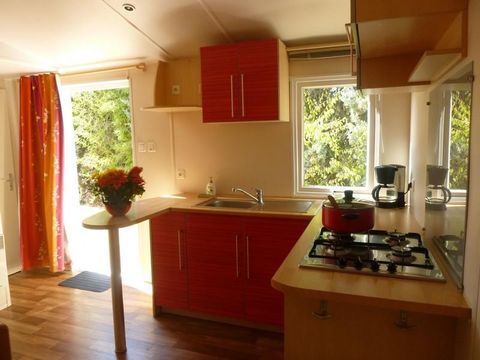MOBILHOME 6 personnes - 27,5m² Standard (2ch - 4/6pers.) + Clim + Paillotte extérieure