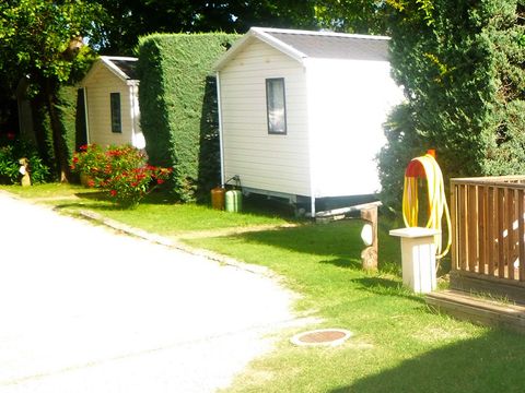 MOBILHOME 7 personnes - 30m² Confort (2ch - 5/7pers.) + Clim + Terrasse couverte - Dimanche