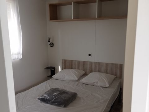 MOBILHOME 7 personnes - 30m² Confort (2ch - 5/7pers.) + Clim + Terrasse couverte - Dimanche