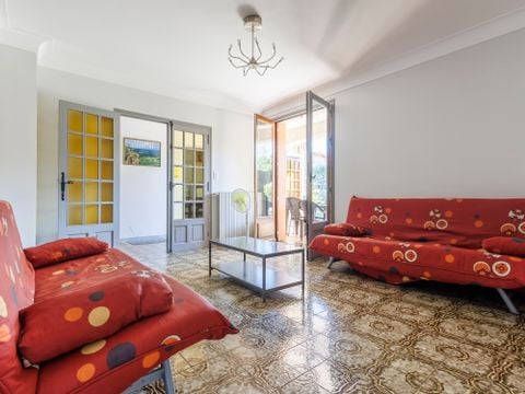 GÎTE 8 personnes - Gîte Les Oliviers 80m² Premium (2ch - 8pers) + LV + Terrasse + Jardin