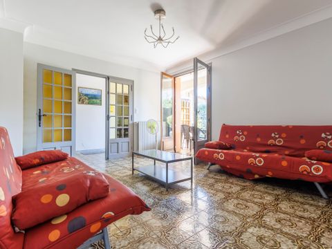 GÎTE 8 personnes - Gîte Les Oliviers 80m² Premium (2ch - 8pers) + LV + Terrasse + Jardin