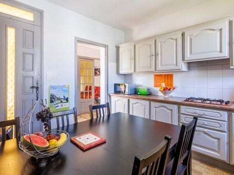 GÎTE 8 personnes - Gîte Les Oliviers 80m² Premium (2ch - 8pers) + LV + Terrasse + Jardin