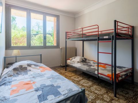 GÎTE 8 personnes - Gîte Les Oliviers 80m² Premium (2ch - 8pers) + LV + Terrasse + Jardin