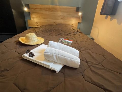 GÎTE 5 personnes - Cottage LA GARIOTTE - 5 personnes - 2 chambres - Climatisé - Télévision - Lave-vaisselle - S