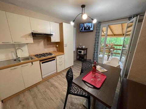 BUNGALOW 5 personnes - Cottage LA GARIOTTE - 5 personnes - 2 chambres - Climatisé - Télévision - Lave-vaisselle - S