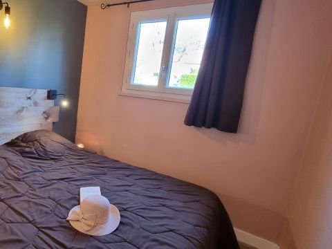 GÎTE 5 personnes - Cottage LA GARIOTTE - 5 personnes - 2 chambres - Climatisé - Télévision - Lave-vaisselle - S