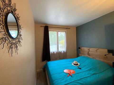 BUNGALOW 4 personnes - Cottage LA GARIOTTE - 4 personnes - 2 chambres - Climatisé - Télévision - Lave-vaisselle - S