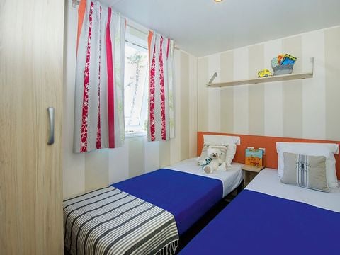 MOBILHOME 6 personnes - Comfort | 3 Ch. | 6 Pers. | Terrasse surélevée | Clim.