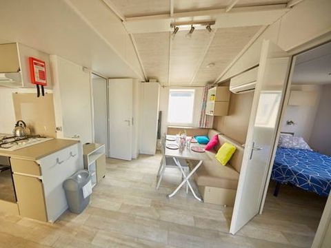 MOBILHOME 4 personnes - Mobil-home | Comfort | 2 Ch. | 4 Pers. | Terrasse surélevée | Clim.
