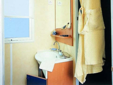 MOBILHOME 4 personnes - LOT