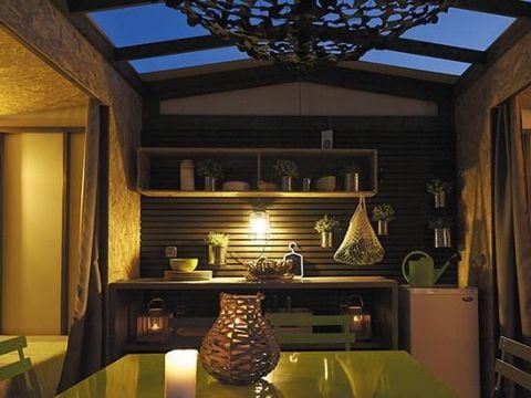 BUNGALOW TOILÉ 4 personnes - Maori du mercredi au mercredi en saison