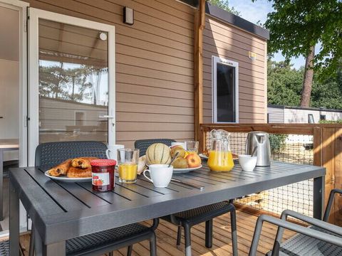 MOBILHOME 6 personnes - Mobil-home | Premium | 3 Ch. | 6 Pers. | Terrasse Lounge | Clim.