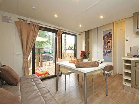 MOBILHOME 6 personnes - Comfort | 3 Ch. | 6 Pers. | Terrasse surélevée | Clim.