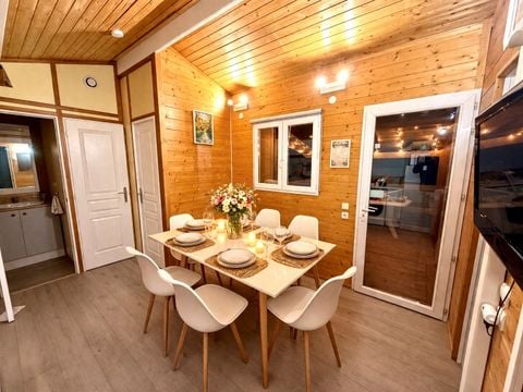 CHALET 8 personnes - Campanule 35m² - 3 chambres