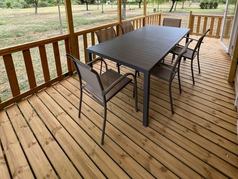 MOBILHOME 4 personnes - 2 chambres avec climatisation Nesasio