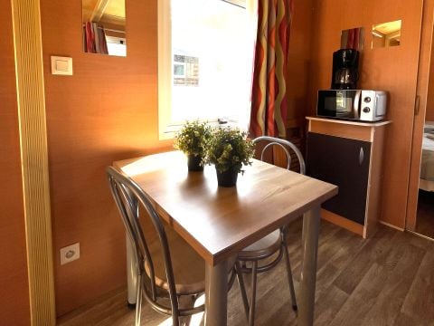 HÉBERGEMENT INSOLITE 3 personnes - Roulotte Jean Paul