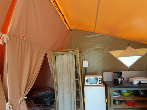 Tente en toile et en bois 4 personnes - Tente Canada