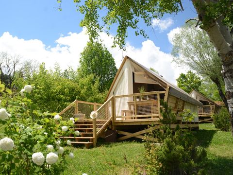 Tente en toile et en bois 5 personnes - Tente Lodge Confort - Avec sanitaires