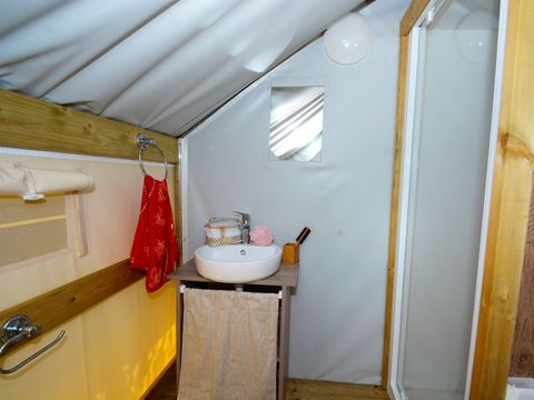 Tente en toile et en bois 5 personnes - Tente Lodge Confort - Avec sanitaires