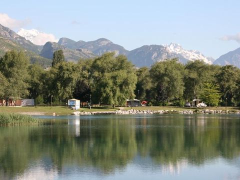 Camping Du Lac Les Iscles - Camping Hautes-Alpes - Image N°3