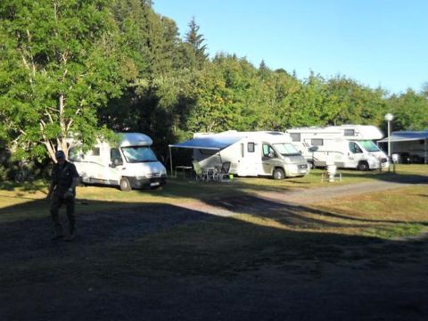 Camping Municipal - Camping Ardeche - Image N°2