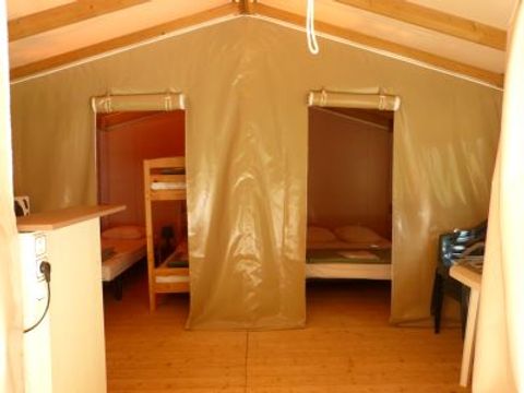 Tente en toile et en bois 5 personnes - LODGE STANDARD (SANS SANITAIRES)
