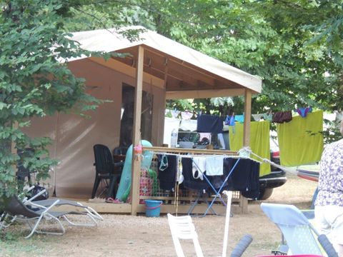 Tente en toile et en bois 5 personnes - LODGE STANDARD (SANS SANITAIRES)
