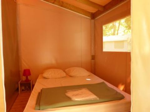 TENTE TOILE ET BOIS 5 personnes - LODGE STANDARD (SANS SANITAIRES)