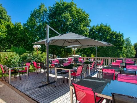 Flower Camping les Nauves - Camping Dordogna